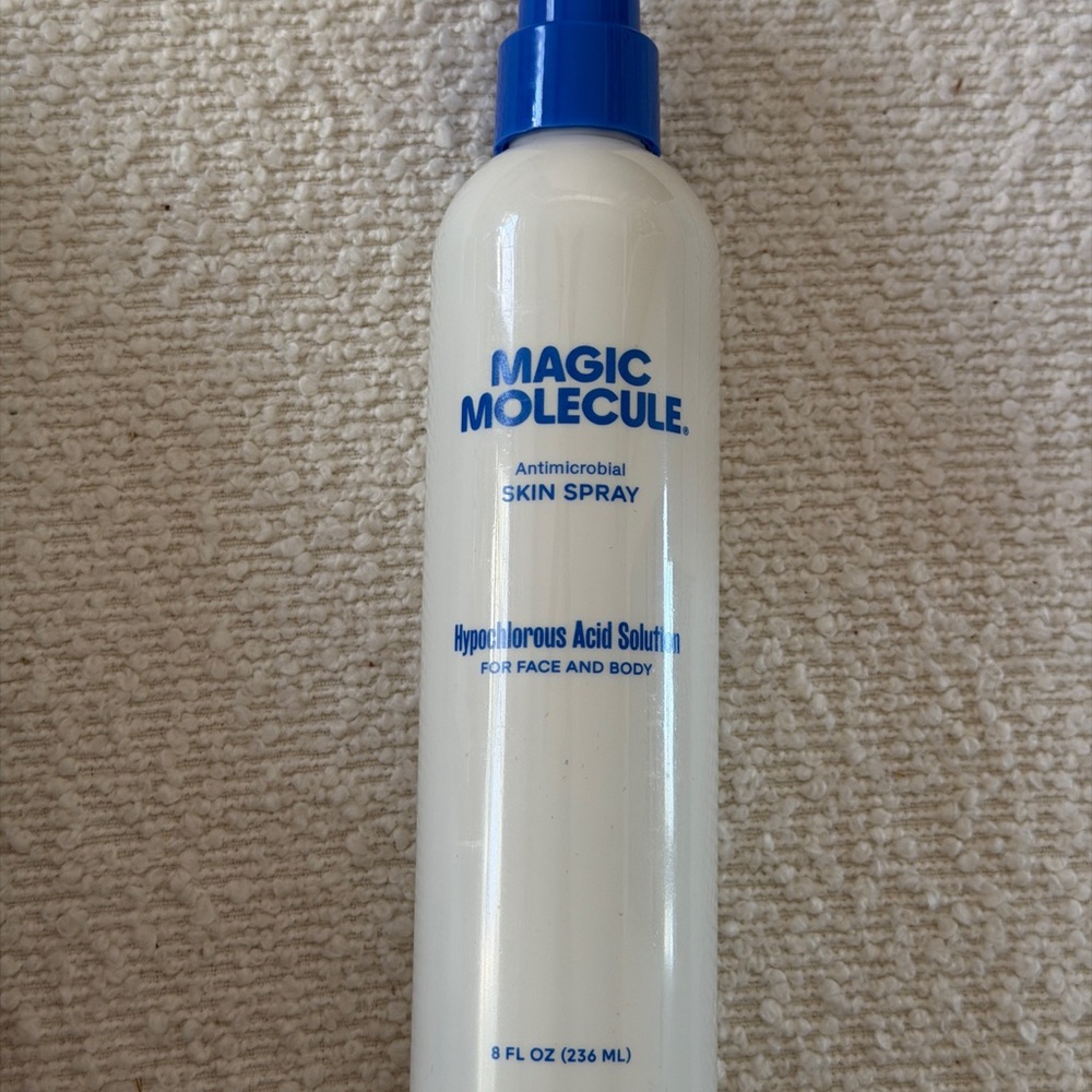 New Magic Molecule
 Hypochlorous Acid Spray 8oz